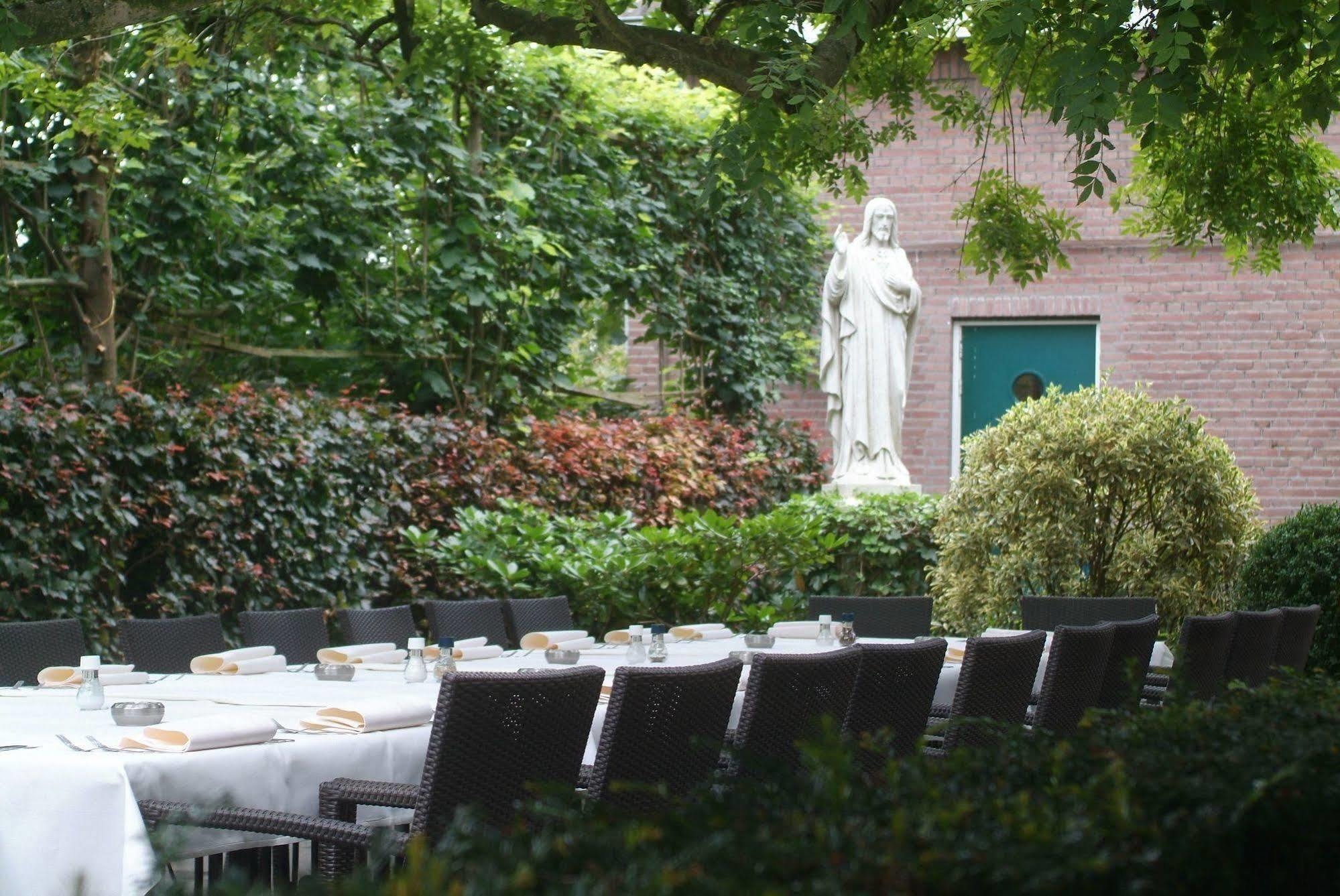 Hotel Restaurant La Sonnerie Son en Breugel Luaran gambar